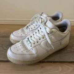 Nike Air Force 1 ホワイトスニーカー　26.5㎝のサムネイル