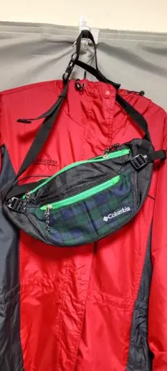 Columbia ボディバッグ ウエストポーチのサムネイル