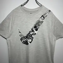 NIKE　ナイキ　Tシャツ　サイズXL　デカロゴ　スウォッシュ　スウッシュ　古着