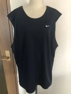 Nike ノースリーブタンクトップ 2色リバーシブル