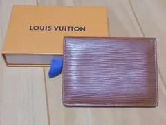 【箱付き】LOUIS VUITTON(ルイヴィトン) エピ パスケース 窓ムラ有