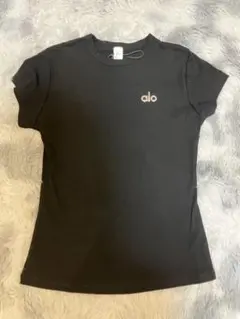 alo tシャツ