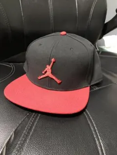 最終お値下げ中！Jordan ブラック/レッド ジョーダン キャップ