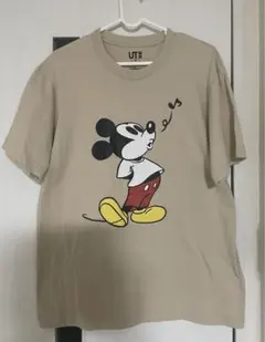 ユニクロ ミッキーマウス Tシャツ