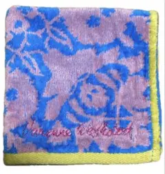 ヴィヴィアンウエストウッド　タオルハンカチ　テキストロゴ刺繍　ピンク×ブルー