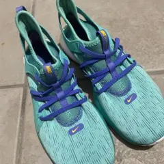 Item thumbnail for item 2afbe1ad-eb7e-480e-bbff-f01c57a08301