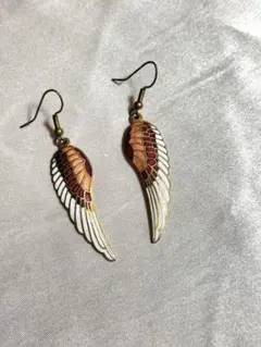 羽根型エナメル ピアス