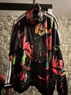 2026年最新】ナイキ 花柄 ジャケットの人気アイテム - メルカリ