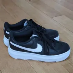 Nike Court Vision Alta ブラック/ホワイト