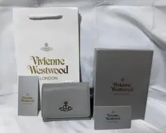 【‼️早い者勝ち‼️】新品 良品 未使用 ヴィヴィアンウエストウッド 三つ折財布