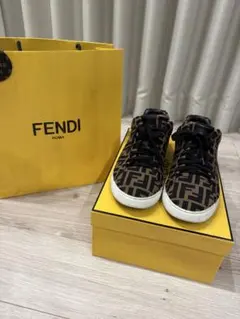 FENDIズッカ柄　スニーカー