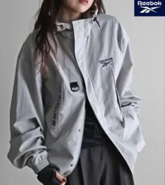 Reebok リーボック 別注 スモールベクター 刺繍 マウンテンパーカーのサムネイル