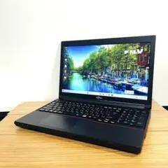 ブラック富士通ノートパソコンSSD Windows11 オフィスDVD