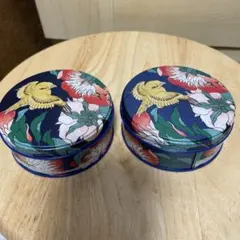２個　ゴンチャロフ　空き缶　葛飾北斎