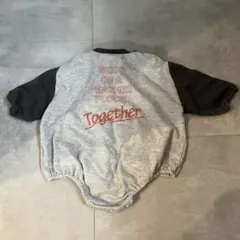 グレー・黒 ロンパース