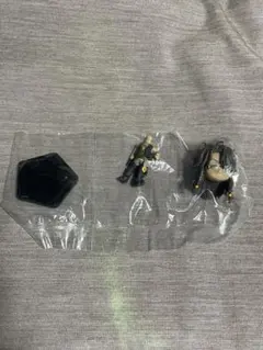 ツイステッドワンダーランド レオナ フィギュア