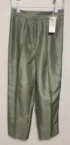 新品未使用　sense of place シャンタンテーパードパンツ