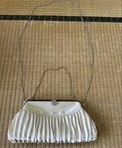 2WAY アイボリー サテン プリーツ パーティーバッグ