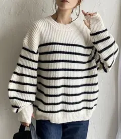 ビッグシルエットボリュームスリーブ長袖指穴あきフィンガーホールプルボーダーニット