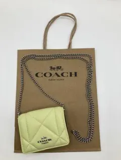COACH　ダイヤモンドキルティングミニ ウォレット