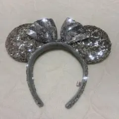 ディズニー カチューシャ スパンコール シルバー　ミニー