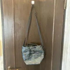 K i u キウ　アニマルショルダー　ヒョウ　新品同様　一度使用