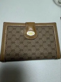 GUCCI GG 二つ折り財布