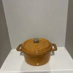 新品正規品　希少色　STAUB ストウブ ココットラウンド マスタード 10cm 2026年最新】staub マスタードの人気アイテム - メルカリ