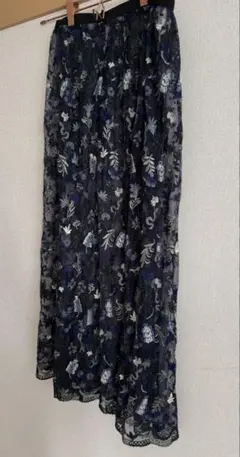 ロキト LOKITHO 刺繍レーススカートのサムネイル