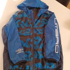 ✨Umbroパーカー✨