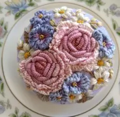 No.368 ハンドメイドブローチ　刺繍