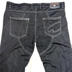 Item thumbnail for item f70cb08f-777f-4ac5-9861-ed4fc3b98cba