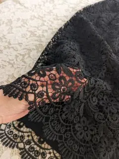 ユニクロ　スカート　レース　黒　ブラック　Ｍサイズ