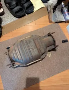 ゆずりん様専用 ae86 純正 触媒 - メルカリ