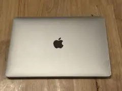 USキーMacBook 本体 レザー調スキンシールでセットアップ！バッテリー