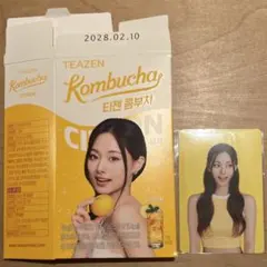 TWICE ツウィ　TEAZEN コンブチャ　Kombucha トレカ　外箱