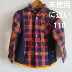 未使用に近いファミリアチェック柄 飛行機刺繍 長袖シャツ