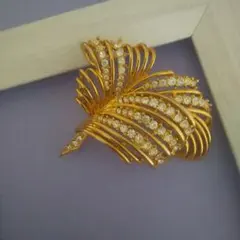 vintage     ブローチ　スプレッドSpread 2387