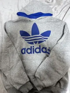 adidas パーカー