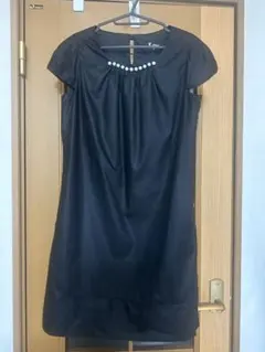 ドレスワンピース　11号　パールビジュー付き黒