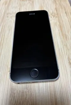 iPhoneSE64㎇SIMフリー