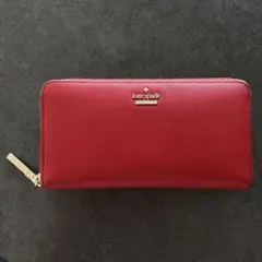 値下したよ！ケイトスペード 赤長財布