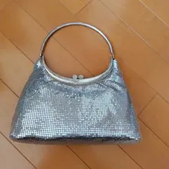 メタリックシルバー ハンドバッグ