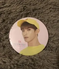 SEVENTEEN 缶バッジ 缶バッチ
