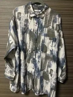 オーバーサイズシャツのサムネイル