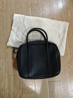 岩田剛典 GODONLYKNOWS フェイクレザーハンドルバッグ - メルカリ
