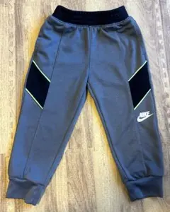 NIKE スウェット　98-104cm 3,4歳サイズ