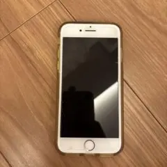 Apple iPhone 7 ゴールド
