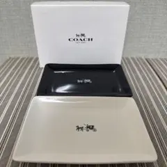 【レア】COACH お皿 2枚セットのサムネイル