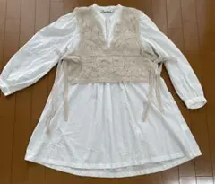 ZARAレース編みベスト付き長袖シャツドレス